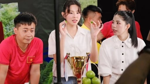 Sau vụ Quang Linh Vlogs, Thùy Tiên: Hết thời KOLs, “chiến thần livestream' bán hàng bất chấp