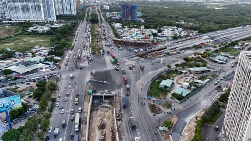 Hầm chui đầu tiên của nút giao An Phú hoàn thiện cơ bản, dự kiến thông xe cuối tháng 6