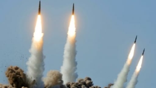 Nga tấn công Kiev bằng tên lửa đạn đạo lớn, ông Zelensky đòi trừng phạt Nga