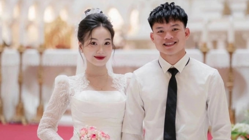 Hồ Văn Cường tổ chức đám cưới tại nhà riêng, đồng nghiệp vắng bóng?