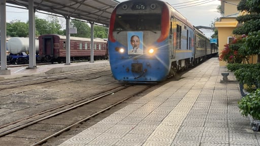 Đường sắt liên vận quốc tế Việt Nam - Trung Quốc lăn bánh trở lại: Lãnh đạo ngành nói gì?