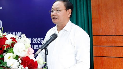 Thứ trưởng Bộ Nông nghiệp và Môi trường Lê Minh Ngân: 'Mỗi người dân hãy làm điều nhỏ nhất - phân loại rác, nói không với rác thải nhựa'
