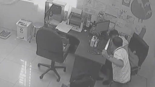 TIN NÓNG 24 GIỜ QUA: Bác sĩ đâm đồng nghiệp trong phòng khám; tuyên án Lê Thanh Nhất Nguyên vụ Tịnh thất Bồng Lai