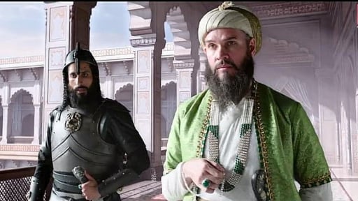 Hoàng đế nào là người hùng ở Pakistan nhưng bị xem như “tội đồ” ở Ấn Độ?