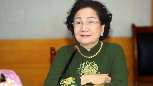 Anh hùng lao động Phạm Thị Huân kỳ vọng vào Nghị quyết 68 vì “Một cánh én chẳng thể làm nên mùa xuân”