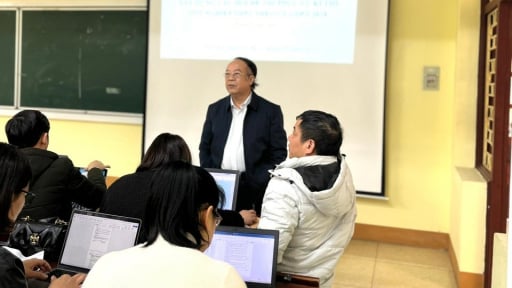 Chủ biên chương trình mới 'mách' 5 điều làm bài môn Văn tốt nghiệp THPT đạt điểm cao như mơ