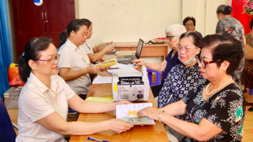 Số người nghỉ hưu sớm đột ngột tăng cao, việc giải quyết chế độ có được đảm bảo?