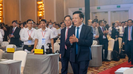 Bà Rịa - Vũng Tàu cấp phép 53 dự án đầu tư chỉ trong 1 ngày, hóa dầu Long Sơn tăng thêm 400 triệu USD