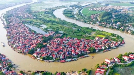 Đề nghị nghiên cứu kỹ việc giữ lại thị xã, thị trấn khi sắp xếp đơn vị hành chính