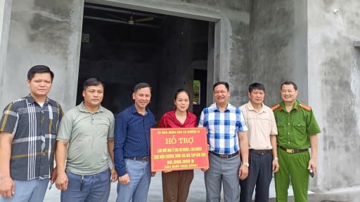 Bát Xát (Lào Cai): Hàng nghìn hộ nghèo có mái ấm an cư, vững tin vươn lên phát triển kinh tế gia đình