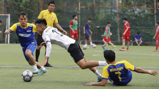 Mãn nhãn hình ảnh 2 trận chung kết Giải bóng đá Cup Vàng 15 năm Dân Việt