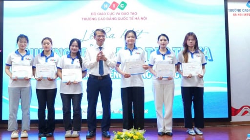 Trường Cao đẳng Quốc tế Hà Nội: Tiên phong đổi mới trong đào tạo ngôn ngữ từ xa trình độ cao đẳng