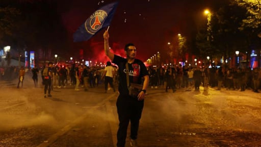 Hai người chết và 500 người bị bắt sau khi PSG đăng quang Champions League