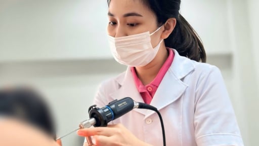 Bé gái suýt thủng màng nhĩ vì 1 dị vật không ngờ tới