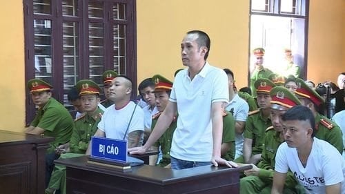 Khởi tố , bắt trùm giang hồ Tuấn 'Thần đèn' ở Thanh Hóa