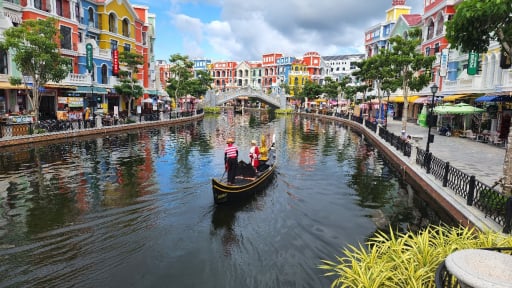 Người dân phản ánh nhiều cán bộ phường ở Sóc Trăng cùng đi du lịch Phú Quốc ngay trong ngày làm việc