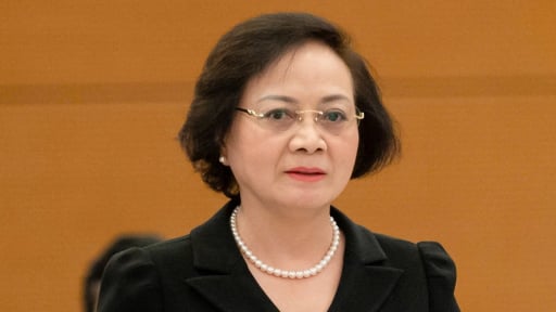 Bộ trưởng Bộ Nội vụ xúc động khi Ủy Ban Thường vụ Quốc hội quyết định 'vấn đề mang tính lịch sử'