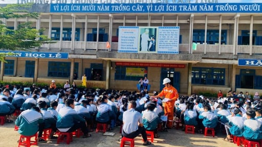 PC Đắk Lắk: Đẩy mạnh tiết kiệm điện theo chỉ thị của Thủ tướng Chính phủ