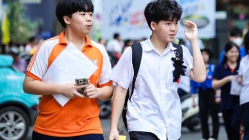Đề thi môn Văn vào lớp 10 năm 2025 của Hà Nội có gợi ý đáp án