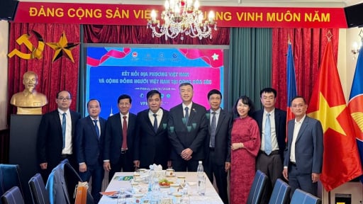 Trước giờ sáp nhập với tỉnh Quảng Trị, tỉnh Quảng Bình tổ chức đoàn sang châu Âu tìm kiếm cơ hội đầu tư 