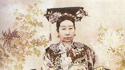Từ Hy 26 tuổi thành quả phụ, đã trải qua hơn 40 năm cô quả như thế nào?