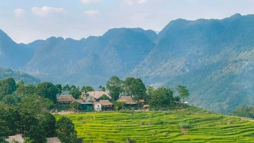 Không phải Sa Pa, Mù Cang Chải, đây mới là nơi “mở màn” rực rỡ nhất tháng 6