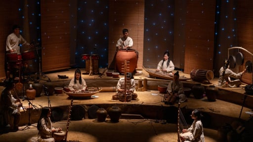 Chum, vại, bình, lọ gốm... biến thành nhạc cụ đầy mê hoặc trong show diễn đặc biệt 
