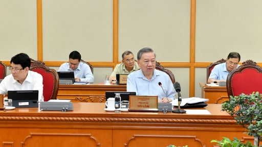 Bộ Chính trị, Ban Bí thư thống nhất chủ trương Đề án tiếp tục sắp xếp, tinh gọn bộ máy hệ thống thi hành án dân sự