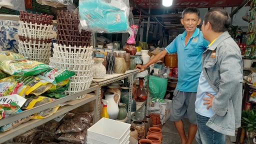 Phân bón nông nghiệp đô thị (bài 2): Không có chỗ cho thương hiệu lạ, giá cao