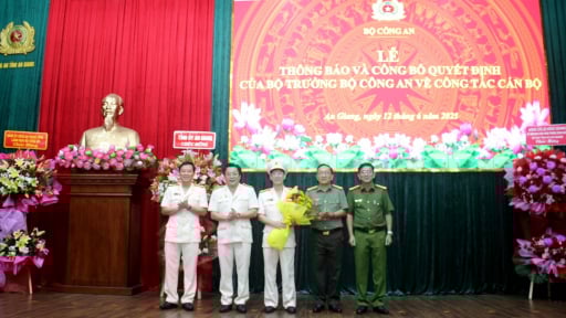 Bộ trưởng Bộ Công an điều động, bổ nhiệm Giám đốc Công an tỉnh An Gang làm Giám đốc Công an tỉnh Tiền Giang