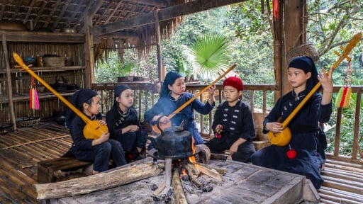 Chỉ có ở Việt Nam, một làng ở Thái Nguyên “ăn chung nồi cơm, tiêu chung túi tiền” kiểu gì mà trở nên giàu có, từng là đại diện duy nhất của Đông Nam Á nhận giải thưởng danh giá?