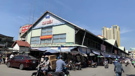 Xử phạt hàng trăm triệu vì vi phạm về bán hóa chất tại chợ Kim Biên, cơ quan chức năng đang quản lý thế nào?