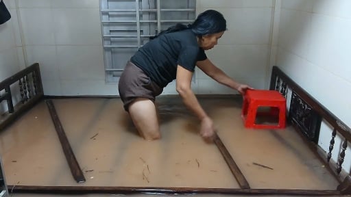 Giúp con chống lũ, cha bị điện giật tử vong ở Quảng Trị