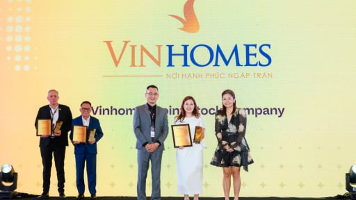 Vinhomes lần thứ 10 được Hubexo Asia Awards vinh danh là chủ đầu tư hàng đầu