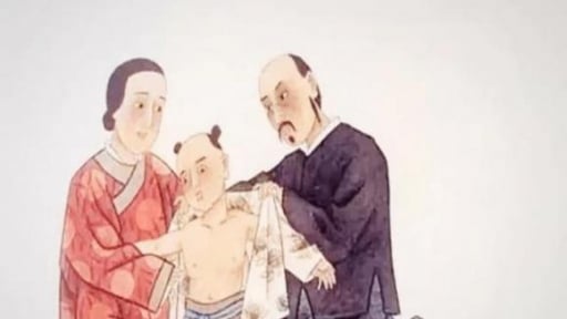 Khang Hi đã làm gì để tìm ra cách chữa bệnh đậu mùa?