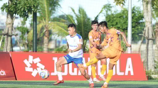 Đà Nẵng: Khởi tranh giải bóng đá 7 người vô địch quốc gia khu vực Trung Trung Bộ
