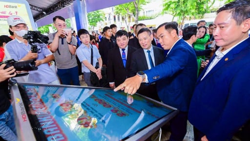HDBank thúc đẩy tài chính trọn đời bằng hệ sinh thái tài chính số toàn diện