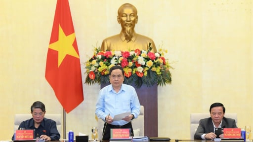 Chủ tịch Quốc hội Trần Thanh Mẫn chủ trì phiên họp của Ban Thường vụ Đảng ủy Quốc hội về công tác nhân sự
