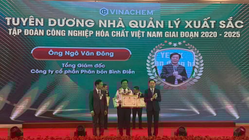 Ông Ngô Văn Đông được vinh danh Nhà lãnh đạo xuất sắc của Tập đoàn Hóa chất Việt Nam giai đoạn 2020 - 2025