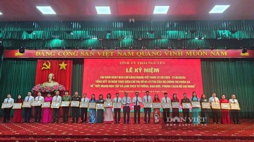Thái Nguyên khen thưởng 74 tập thể, cá nhân tại lễ kỷ niệm 100 năm ngày Báo chí cách mạng Việt Nam