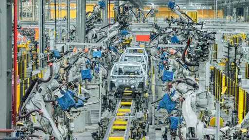 Vingroup thăng 8 bậc, thuộc Top 40 doanh nghiệp lớn nhất Đông Nam Á 2025