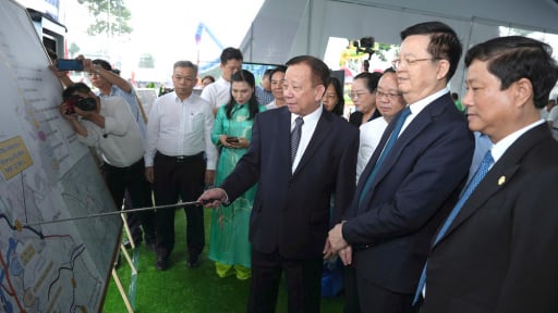 Phó Thủ tướng Mai Văn Chính: Khởi công Vành đai 4 qua Bình Dương chứng minh tính đúng đắn việc phân cấp, phân quyền cho địa phương