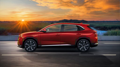 Chuyên gia nói về VinFast VF 8: Mẫu SUV điện toàn diện nhất trong tầm giá 