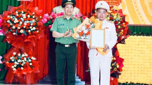 Giám đốc Công an Khánh Hòa được thăng hàm Thiếu tướng