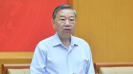 Tổng Bí thư Tô Lâm yêu cầu Quân ủy Trung ương “hiện đại hoá con người” trước khi “hiện đại hoá vũ khí, trang bị”