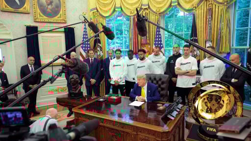 'Máy bay ngày tận thế' bất ngờ được phát hiện gần Washington khi Iran đưa ra lời đe doạ