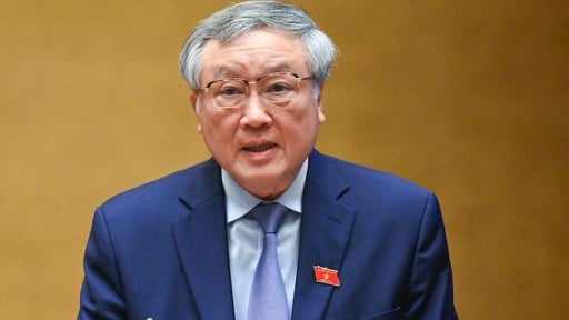 Phó Thủ tướng Thường trực Nguyễn Hòa Bình trình bày báo cáo và trả lời chất vấn trước Quốc hội