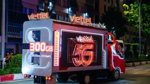 Viettel mang công nghệ 5G đến từng ngõ nhỏ ở miền Tây
