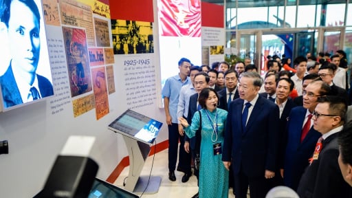 Tổng Bí thư Tô Lâm dự Lễ kỷ niệm 100 năm Ngày Báo chí cách mạng Việt Nam