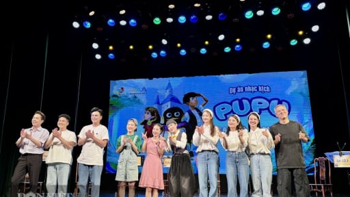 Diễn viên nhạc kịch PUPU tập luyện mỗi ngày hơn 10 tiếng với chuyên gia Hàn Quốc